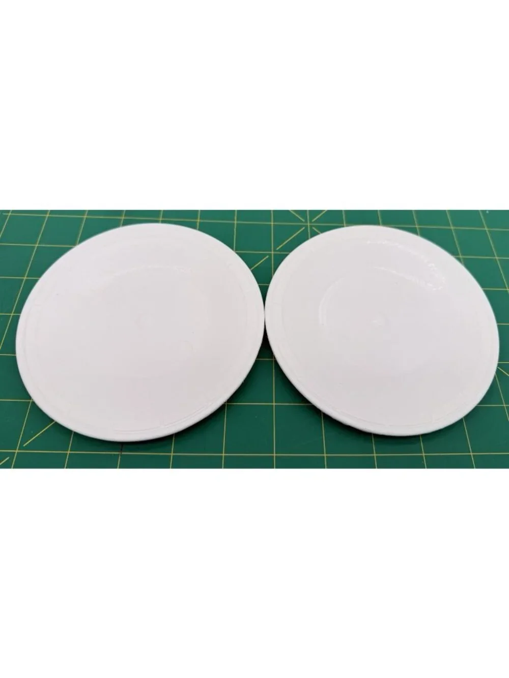 Vintage Step 2  White Plastic Plates Replacements  Set Of 2